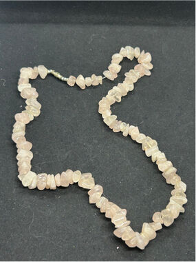 Women's Unbranded Rose Quartz Chip Bead Necklace Pink